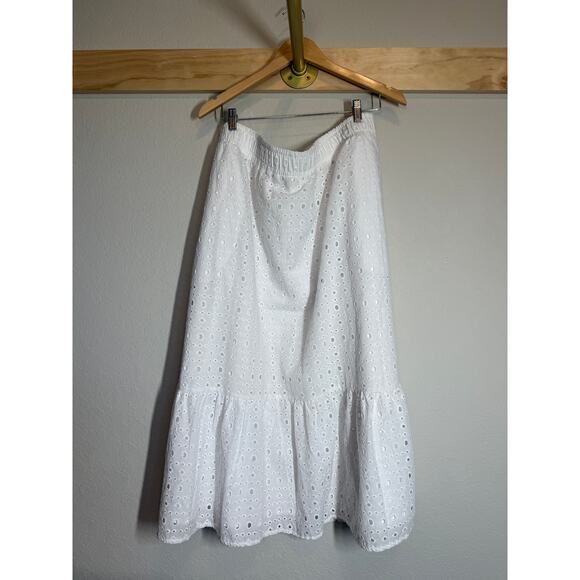Women's Time and Tru White Eyelet Maxi Ruffle Bottom Cotton Skirt Size XXL (20) - Picture 7 of 10